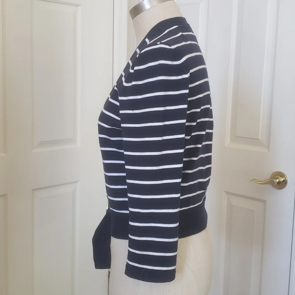 Vintage crisp nautical‑inspired